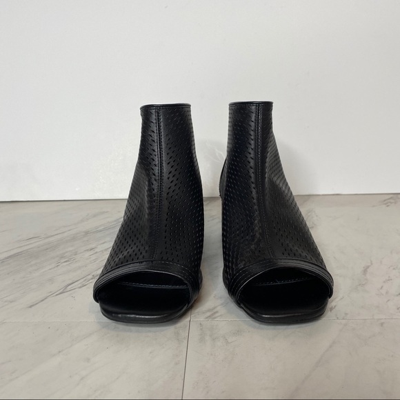 Kelsi Dagger Brooklyn Simone Peep Toe Black Perforated Leather Bootie 6 - Picture 2 of 12